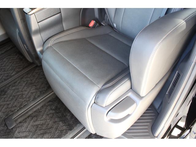 アルファードハイブリッド Z 1オーナー トヨタセーフティセンス 左右独立ムーンルーフ 14型Dナビ フルセグ 12.1型Fダウンモニター ETC2.0 前後ドラレコ パノラミックビューモニター パワーBドア メーカー保証(46枚目)