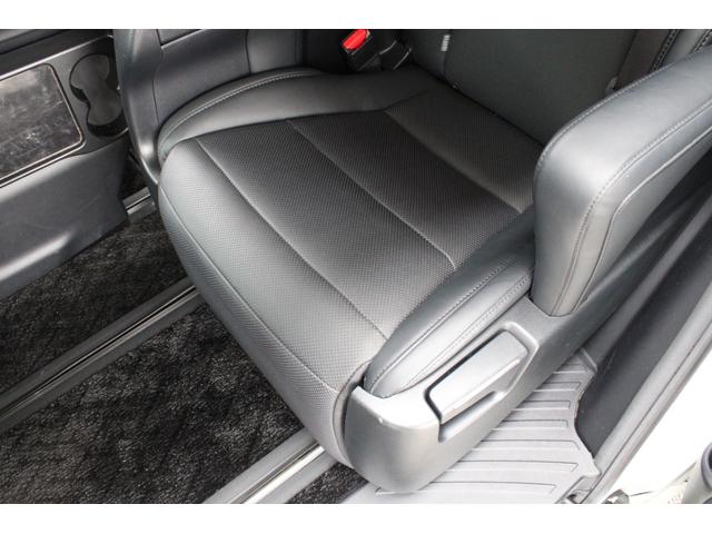ヴェルファイア ２．５Ｚ　Ｇエディション　１オーナー　トヨタセーフティセンス　レーダークルーズ　ＪＢＬサウンド　ツインムーンルーフ　９．２型ＳＤナビ　フルセグ　１２．１型Ｆダウンモニター　ＥＴＣ　パワーＢドア　３眼ＬＥＤヘッドライト　２年保証（46枚目）