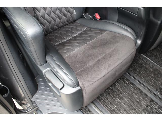 アルファード 2.5S Cパッケージ プリクラッシュセーフティ レーダークルーズ 黒半革 9型ナビ フルセグ 12.1型Fダウンモニター ETC Bカメラ ハンドルヒーター パワーBドア 2眼LEDライト 18インチAW 2年保証(44枚目)