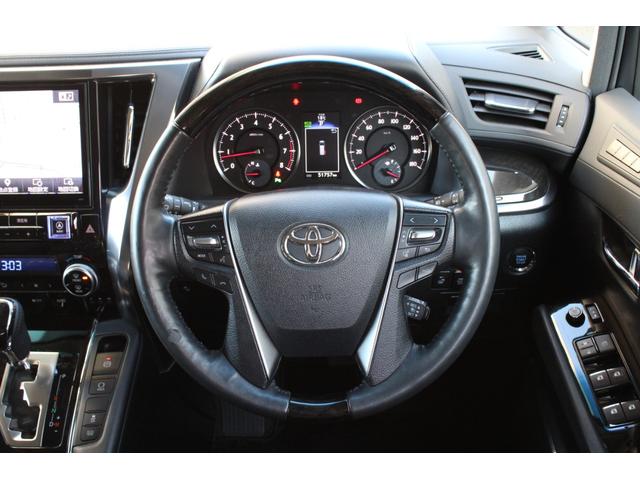 アルファード ２．５Ｓ　Ｃパッケージ　１オーナー　プリクラッシュＳ　黒半革　１０型アルパインナビ　フルセグ　１２．８型Ｆダウンモニター　ＥＴＣ　Ｂカメラ　ドラレコ　パワーＢドア　２眼ＬＥＤライト　ＬＥＤフォグ　１８インチＡＷ　２年保証（34枚目）