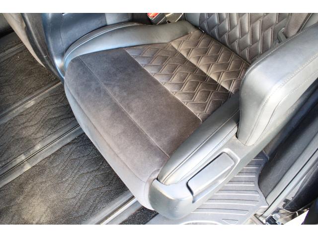 アルファード ２．５Ｓ　Ｃパッケージ　１オーナー　プリクラッシュＳ　黒半革　１０型アルパインナビ　フルセグ　１２．８型Ｆダウンモニター　ＥＴＣ　Ｂカメラ　ドラレコ　パワーＢドア　２眼ＬＥＤライト　ＬＥＤフォグ　１８インチＡＷ　２年保証（46枚目）