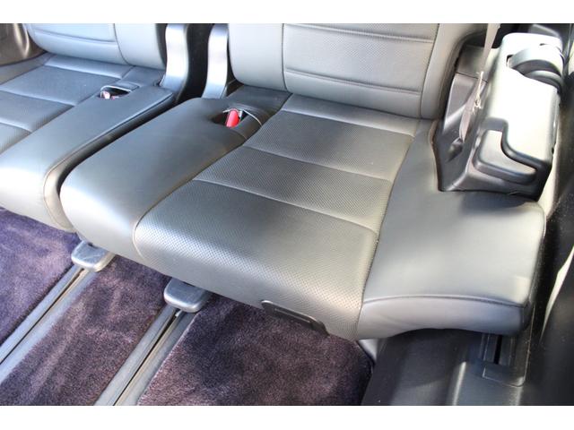 ヴェルファイア ３．５エグゼクティブラウンジ　モデリスタ　ＪＢＬサウンド　プリクラッシュセーフティ　レーダークルーズ　９．２型ナビ　フルセグ　１２．１型Ｆダウンモニター　ＥＴＣ２．０　ドラレコ　パノラミックビューモニター　１７インチＡＷ　２年保証（51枚目）