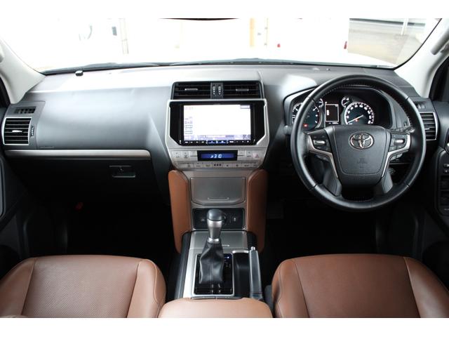 ランドクルーザープラド ＴＸ　Ｌパッケージ　７０ｔｈアニバーサリーリミテッド　１オーナー　ビルシュタインショック　トヨタセーフティセンス　レーダークルーズＣ　ムーンルーフ　茶本革　アルパインナビ　フルセグ　ＥＴＣ　Ｂカメラ　デジタルインナーミラー　１８インチＡＷ　２年保証（19枚目）