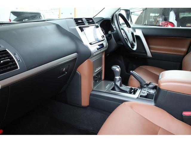 ランドクルーザープラド ＴＸ　Ｌパッケージ　７０ｔｈアニバーサリーリミテッド　１オーナー　ビルシュタインショック　トヨタセーフティセンス　レーダークルーズＣ　ムーンルーフ　茶本革　アルパインナビ　フルセグ　ＥＴＣ　Ｂカメラ　デジタルインナーミラー　１８インチＡＷ　２年保証（23枚目）