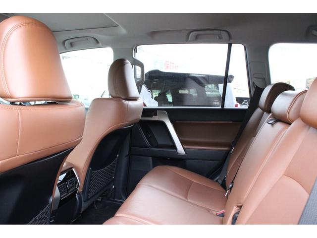 ランドクルーザープラド ＴＸ　Ｌパッケージ　７０ｔｈアニバーサリーリミテッド　１オーナー　ビルシュタインショック　トヨタセーフティセンス　レーダークルーズＣ　ムーンルーフ　茶本革　アルパインナビ　フルセグ　ＥＴＣ　Ｂカメラ　デジタルインナーミラー　１８インチＡＷ　２年保証（24枚目）