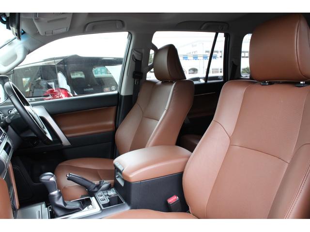 ランドクルーザープラド ＴＸ　Ｌパッケージ　７０ｔｈアニバーサリーリミテッド　１オーナー　ビルシュタインショック　トヨタセーフティセンス　レーダークルーズＣ　ムーンルーフ　茶本革　アルパインナビ　フルセグ　ＥＴＣ　Ｂカメラ　デジタルインナーミラー　１８インチＡＷ　２年保証（39枚目）