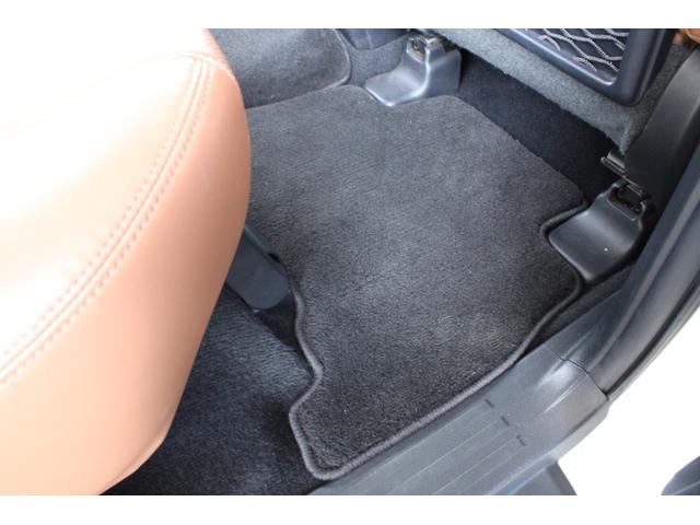 ランドクルーザープラド ＴＸ　Ｌパッケージ　７０ｔｈアニバーサリーリミテッド　１オーナー　ビルシュタインショック　トヨタセーフティセンス　レーダークルーズＣ　ムーンルーフ　茶本革　アルパインナビ　フルセグ　ＥＴＣ　Ｂカメラ　デジタルインナーミラー　１８インチＡＷ　２年保証（47枚目）