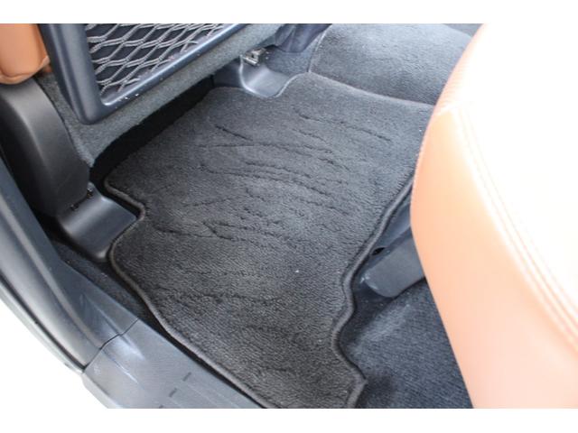 ランドクルーザープラド ＴＸ　Ｌパッケージ　７０ｔｈアニバーサリーリミテッド　１オーナー　ビルシュタインショック　トヨタセーフティセンス　レーダークルーズＣ　ムーンルーフ　茶本革　アルパインナビ　フルセグ　ＥＴＣ　Ｂカメラ　デジタルインナーミラー　１８インチＡＷ　２年保証（49枚目）