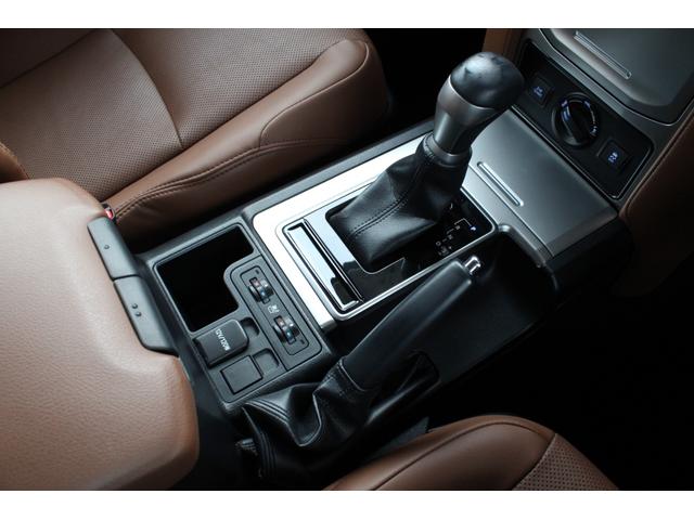 ランドクルーザープラド ＴＸ　Ｌパッケージ　７０ｔｈアニバーサリーリミテッド　１オーナー　ビルシュタインショック　トヨタセーフティセンス　レーダークルーズＣ　ムーンルーフ　茶本革　アルパインナビ　フルセグ　ＥＴＣ　Ｂカメラ　デジタルインナーミラー　１８インチＡＷ　２年保証（53枚目）