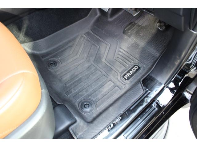 ランドクルーザープラド ＴＸ　Ｌパッケージ　７０ｔｈアニバーサリーリミテッド　１オーナー　トヨタセーフティセンス　レーダークルーズＣ　茶本革電動シート　ムーンルーフ　９型ＳＤナビ　フルセグ　ＥＴＣ２．０　Ｂカメラ　ＬＥＤヘッドライト　ＬＥＤフォグ　社外１７インチＡＷ　２年保証（43枚目）