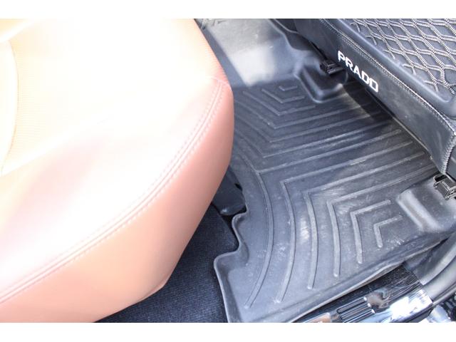 ランドクルーザープラド ＴＸ　Ｌパッケージ　７０ｔｈアニバーサリーリミテッド　１オーナー　トヨタセーフティセンス　レーダークルーズＣ　茶本革電動シート　ムーンルーフ　９型ＳＤナビ　フルセグ　ＥＴＣ２．０　Ｂカメラ　ＬＥＤヘッドライト　ＬＥＤフォグ　社外１７インチＡＷ　２年保証（47枚目）
