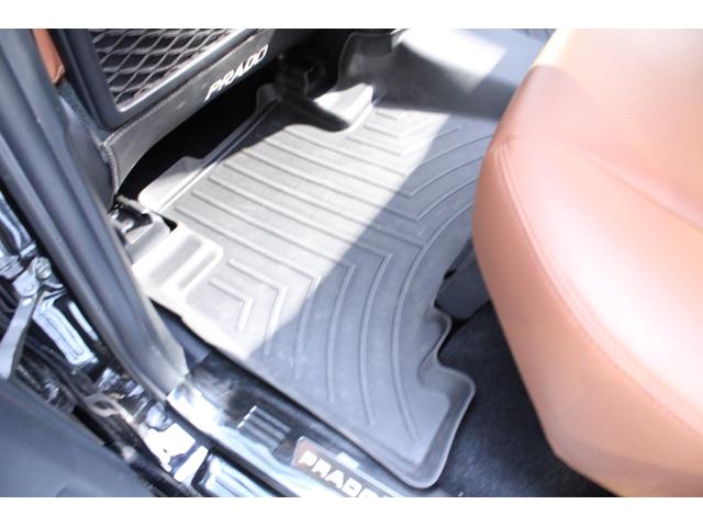 ランドクルーザープラド ＴＸ　Ｌパッケージ　７０ｔｈアニバーサリーリミテッド　１オーナー　トヨタセーフティセンス　レーダークルーズＣ　茶本革電動シート　ムーンルーフ　９型ＳＤナビ　フルセグ　ＥＴＣ２．０　Ｂカメラ　ＬＥＤヘッドライト　ＬＥＤフォグ　社外１７インチＡＷ　２年保証（49枚目）