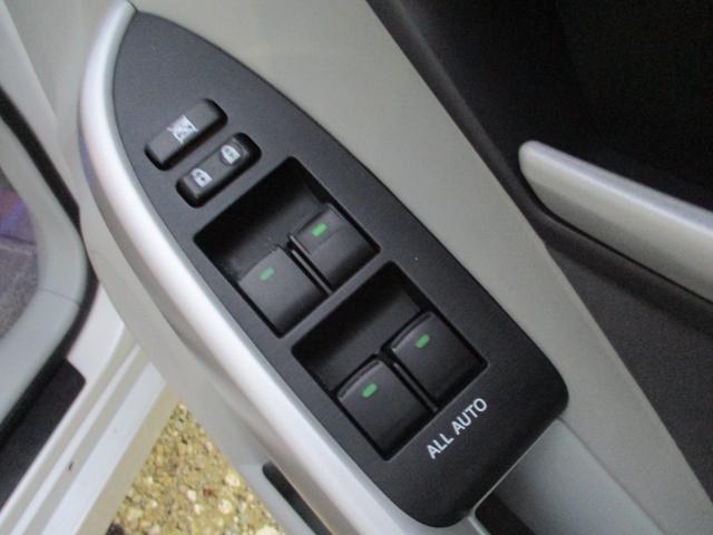 プリウス Gツーリングセレクション ドライブレコーダー ETC TV オートクルーズコントロール アルミホイール オートライト LEDヘッドランプ ヘッドライトウォッシャー スマートキー 電動格納ミラー CVT 盗難防止システム(11枚目)