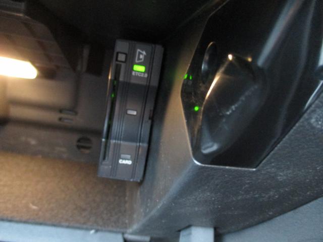 CLAクラス CLA200d AMGライン ETC クリアランスソナー オートクルーズコントロール 衝突被害軽減システム バックカメラ ナビ TV アルミホイール オートライト LEDヘッドランプ AT シートヒーター スマートキー(8枚目)