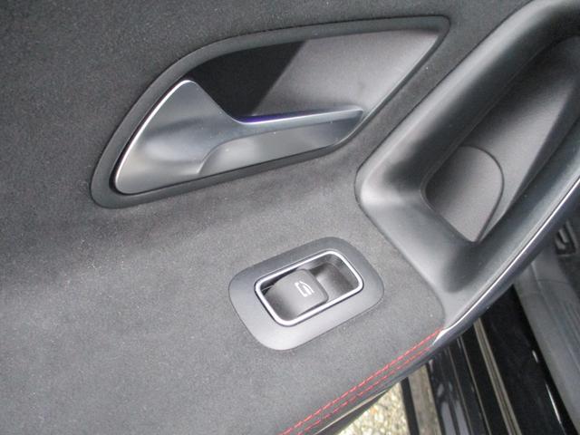 CLAクラス CLA200d AMGライン ETC クリアランスソナー オートクルーズコントロール 衝突被害軽減システム バックカメラ ナビ TV アルミホイール オートライト LEDヘッドランプ AT シートヒーター スマートキー(41枚目)