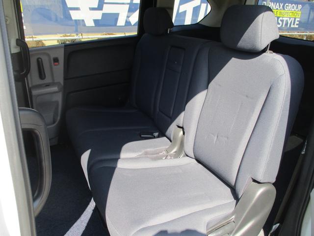 フリード フレックス　Ｆパッケージ　ナビ　ＴＶ　両側スライドドア　キーレスエントリー　電動格納ミラー　ＣＶＴ　衝突安全ボディ　ＡＢＳ　エアコン　パワーステアリング　パワーウィンドウ（10枚目）