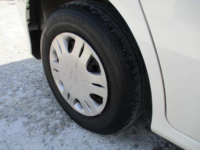 フリード フレックス　Ｆパッケージ　ナビ　ＴＶ　両側スライドドア　キーレスエントリー　電動格納ミラー　ＣＶＴ　衝突安全ボディ　ＡＢＳ　エアコン　パワーステアリング　パワーウィンドウ（20枚目）