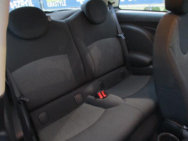 MINI ワン アルミホイール キーレスエントリー AT 盗難防止システム ABS CD ミュージックプレイヤー接続可 エアコン パワーステアリング パワーウィンドウ 運転席エアバッグ(9枚目)