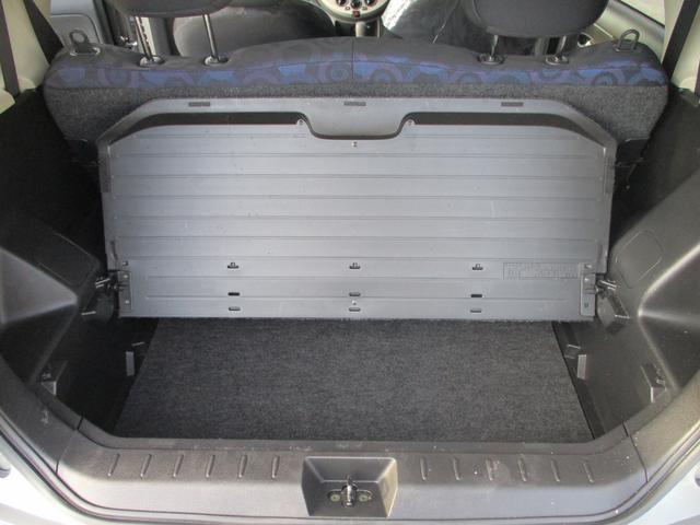 ノート 15S Vパッケージ ETC ナビ TV スマートキー 電動格納ミラー CVT 衝突安全ボディ ABS CD エアコン パワーステアリング パワーウィンドウ(19枚目)