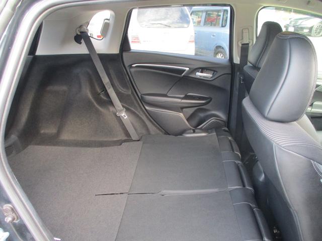 フィット １５ＸＬ　ホンダセンシング　ＥＴＣ　バックカメラ　ＴＶ　オートクルーズコントロール　レーンアシスト　衝突被害軽減システム　オートライト　ＬＥＤヘッドランプ　スマートキー　アイドリングストップ　電動格納ミラー　シートヒーター（40枚目）