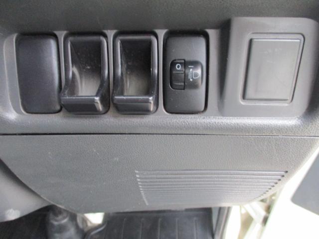 ハイゼットトラック エアコン・パワステ スペシャル 三方開 MT エアコン パワーステアリング(6枚目)