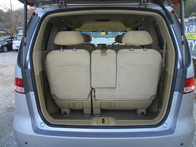 エリシオン Ｇ　ＥＴＣ　ナビ　ＴＶ　クリアランスソナー　両側スライド・片側電動　ＨＩＤ　キーレスエントリー　電動格納ミラー　３列シート　チップアップシート　ＡＴ　アルミホイール　盗難防止システム　衝突安全ボディ（18枚目）