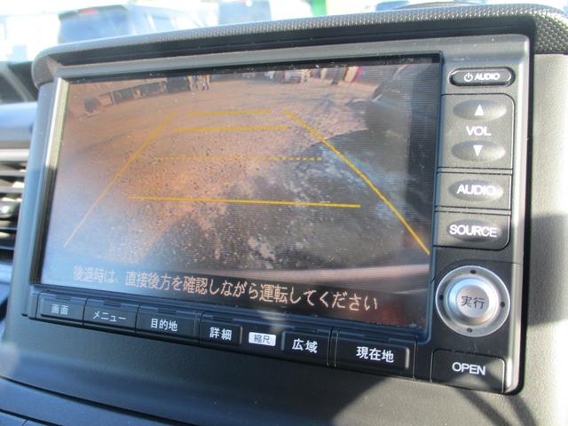 ステップワゴン スパーダＳ　ＨＤＤナビ　スマートスタイルＥＤ　ドライブレコーダー　ＥＴＣ　バックカメラ　ナビ　ＴＶ　両側電動スライドドア　ＨＩＤ　スマートキー　電動格納ミラー　後席モニター　３列シート　ＡＴ　アルミホイール　１００Ｖ電源　盗難防止システム（4枚目）