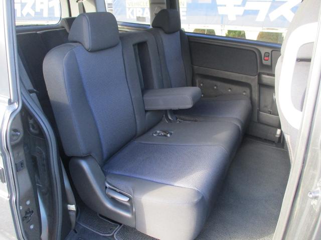 ステップワゴン スパーダＳ　ＨＤＤナビ　スマートスタイルＥＤ　ドライブレコーダー　ＥＴＣ　バックカメラ　ナビ　ＴＶ　両側電動スライドドア　ＨＩＤ　スマートキー　電動格納ミラー　後席モニター　３列シート　ＡＴ　アルミホイール　１００Ｖ電源　盗難防止システム（41枚目）