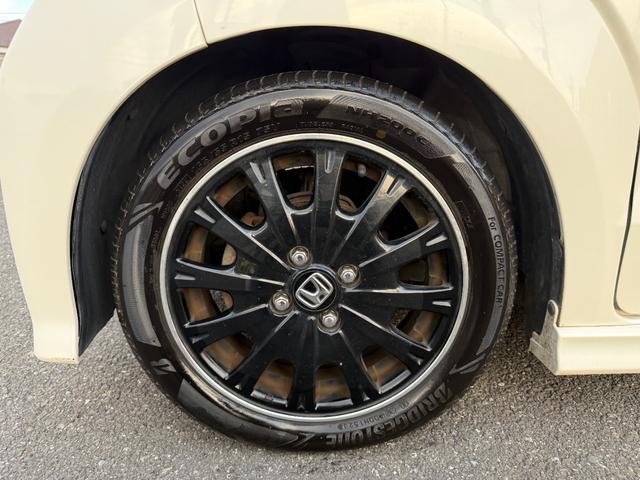 Ｎ－ＢＯＸカスタム Ｇ　ターボＳＳブラックスタイルパッケージ　純正ナビ／ＴＶ／バックカメラ／両側パワースライドドア／シートヒーター／ＨＩＤヘッドライト（11枚目）