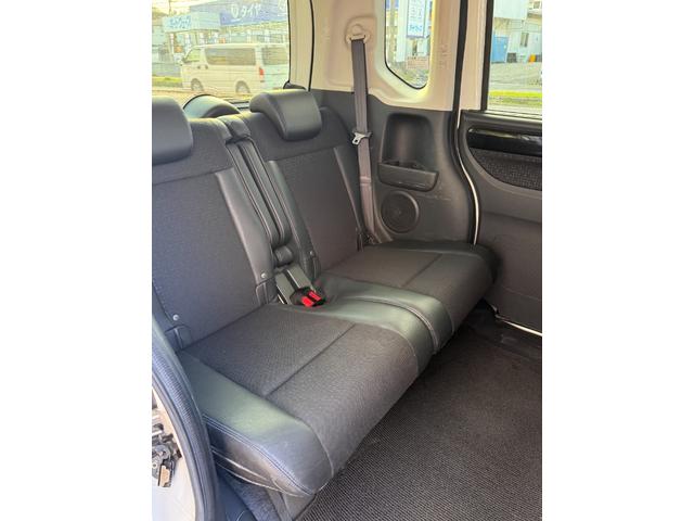 Ｎ－ＢＯＸカスタム Ｇ　ターボＳＳブラックスタイルパッケージ　純正ナビ／ＴＶ／バックカメラ／両側パワースライドドア／シートヒーター／ＨＩＤヘッドライト（16枚目）