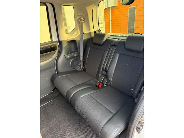 Ｎ－ＢＯＸカスタム Ｇ　ターボＳＳブラックスタイルパッケージ　純正ナビ／ＴＶ／バックカメラ／両側パワースライドドア／シートヒーター／ＨＩＤヘッドライト（18枚目）