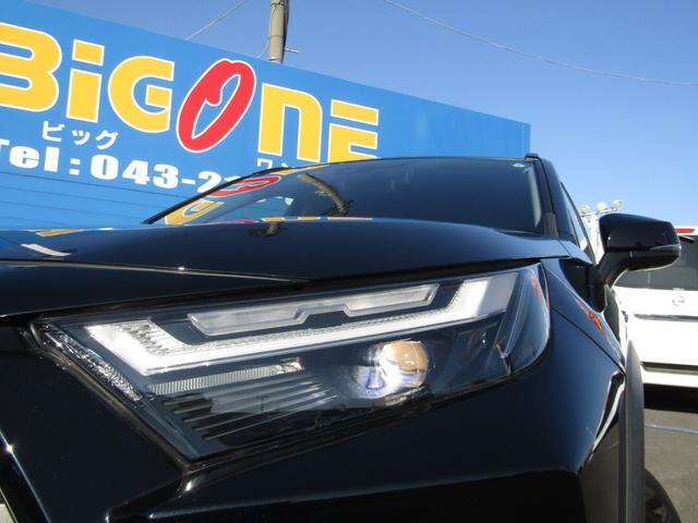 ＲＡＶ４ ハイブリッドアドベンチャー　純正ナビゲーション　デジタルインナーミラー　ブルートゥース　パノラミックビュー　パワーバックドア　ＥＴＣ　トヨタセーフティセンス（17枚目）