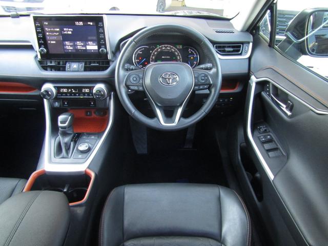 ＲＡＶ４ ハイブリッドアドベンチャー　純正ナビゲーション　デジタルインナーミラー　ブルートゥース　パノラミックビュー　パワーバックドア　ＥＴＣ　トヨタセーフティセンス（26枚目）