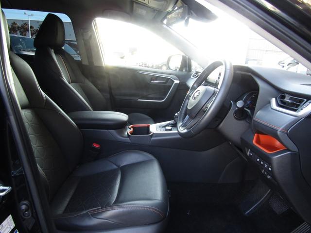 ＲＡＶ４ ハイブリッドアドベンチャー　純正ナビゲーション　デジタルインナーミラー　ブルートゥース　パノラミックビュー　パワーバックドア　ＥＴＣ　トヨタセーフティセンス（28枚目）