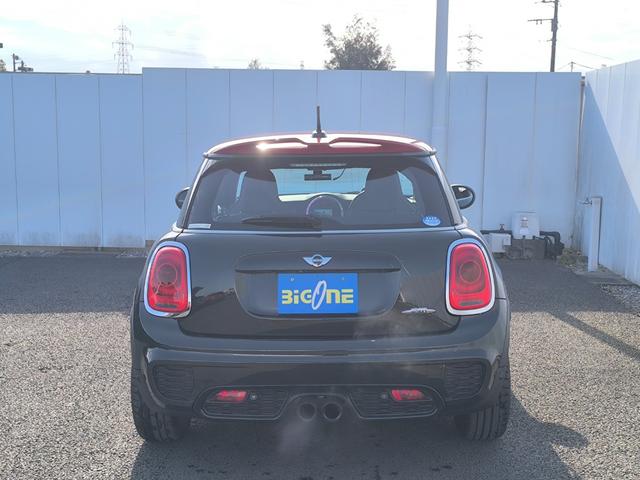 MINI ジョンクーパーワークス(12枚目)