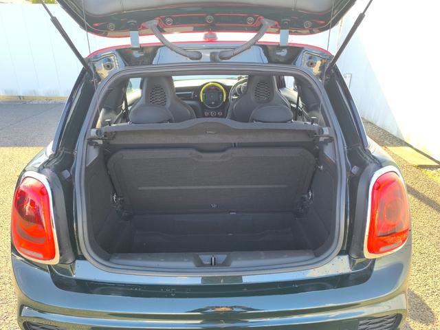 MINI ジョンクーパーワークス(18枚目)