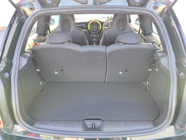 MINI ジョンクーパーワークス(21枚目)