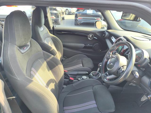 MINI ジョンクーパーワークス(23枚目)