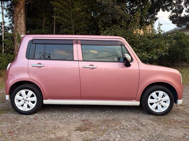 アルトラパン Ｘ　クラリオン製ＨＤＤナビ・ＴＶ・ＤＶＤ・ＣＤ・ＥＴＣ・インパネＣＶＴ・車検令和８年１０月・白スポイラー・１４インチ白アルミホイール・ベンチシート・フォグランプ・スマートキー・ＬＥＤライト（16枚目）