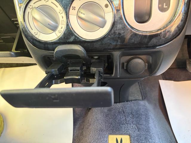 アルトラパン Ｘ　クラリオン製ＨＤＤナビ・ＴＶ・ＤＶＤ・ＣＤ・ＥＴＣ・インパネＣＶＴ・車検令和８年１０月・白スポイラー・１４インチ白アルミホイール・ベンチシート・フォグランプ・スマートキー・ＬＥＤライト（36枚目）