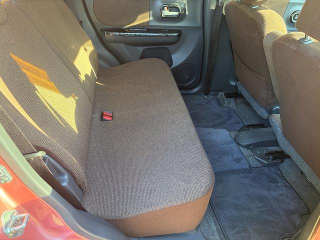 アルトラパン Ｘ　クラリオン製ＨＤＤナビ・ＴＶ・ＤＶＤ・ＣＤ・ＥＴＣ・インパネＣＶＴ・車検令和８年１０月・白スポイラー・１４インチ白アルミホイール・ベンチシート・フォグランプ・スマートキー・ＬＥＤライト（50枚目）