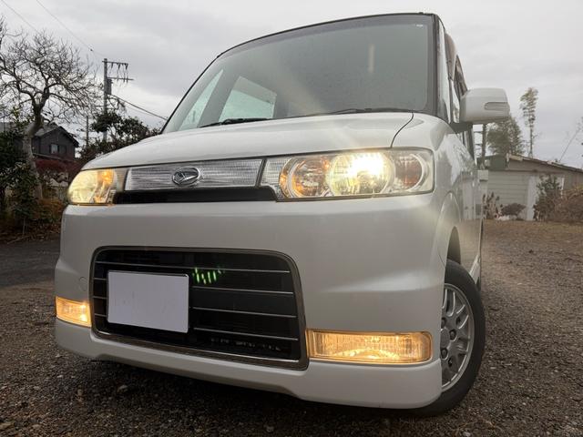 タント カスタムＶＳ　走行距離　３８２７０ｋｍ・パールホワイト・キーレス・オーバーヘッドコンソール・アルミホイール・（2枚目）