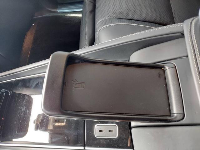 ＧＬＳ ＧＬＳ６００　４マチック　ワンオーナー　マイバッハ専用ツートン　ｄｅｓｉｇｎｏハイグロスブラック本革ウッドステアリング　フルレザー仕様　２３インチアルミ　３６０度カメラシステム　リアエンターテイメント　ＣａｒＰｌａｙ（44枚目）