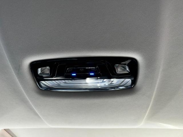 7シリーズ 740i 純正ナビTV サンルーフ 黒革シート 360度モニター マッサージチェアー(フロント) 全席シートヒーター 電動トランク ワイヤレス充電器 ディスプレイキー ヘッドアップディスプレイ(27枚目)