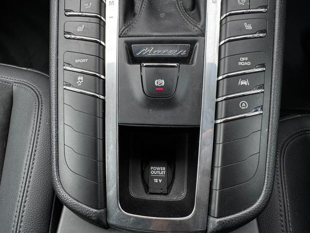 マカン マカン PDK 4WD シートヒーター ハーフレザーシート バックモニター パワーテールゲート キーレス ETC(21枚目)