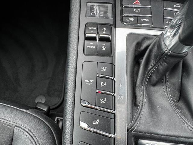 マカン マカン PDK 4WD シートヒーター ハーフレザーシート バックモニター パワーテールゲート キーレス ETC(23枚目)