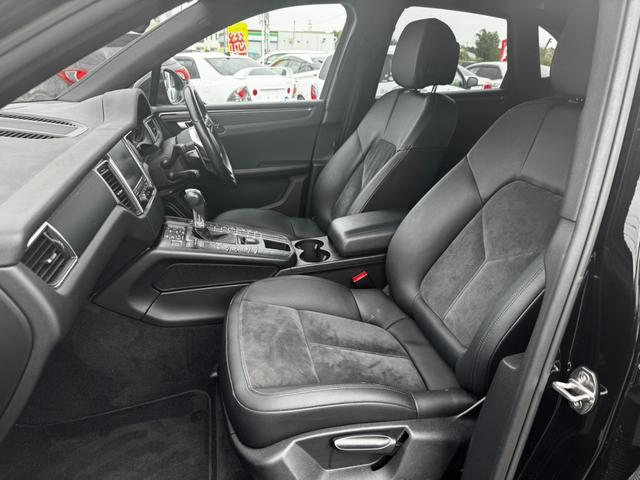 マカン マカン PDK 4WD シートヒーター ハーフレザーシート バックモニター パワーテールゲート キーレス ETC(30枚目)