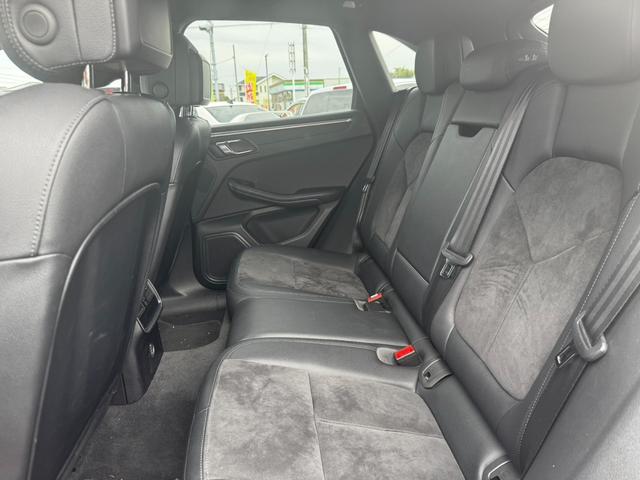 マカン マカン PDK 4WD シートヒーター ハーフレザーシート バックモニター パワーテールゲート キーレス ETC(31枚目)