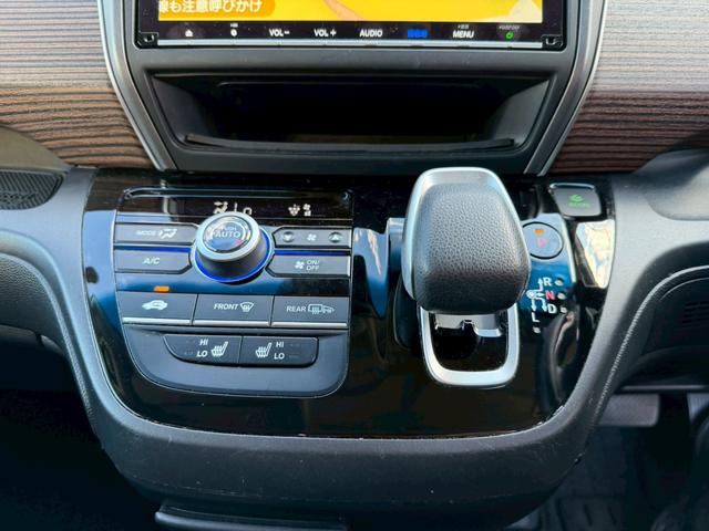 フリードハイブリッド ハイブリッド・クロスターホンダセンシング　純正ナビ　フルセグＴＶ　純正フリップダウンモニター　両側電動スライドドア　純正アルミホイール　バックモニター　ＥＴＣ（28枚目）