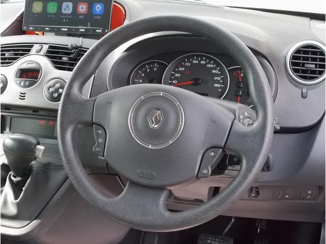 カングー １．６　買取直販　走行６．４万キロ　ルージュビフ　ノワールカスタム　タイベル・ＷＰ交換済　マルチルーフレール　ディスプレイオーディオ　Ｂカメラ　ＥＴＣ　点検記録簿　キーレス　ムーンアイズリムカバー　フォグ（39枚目）